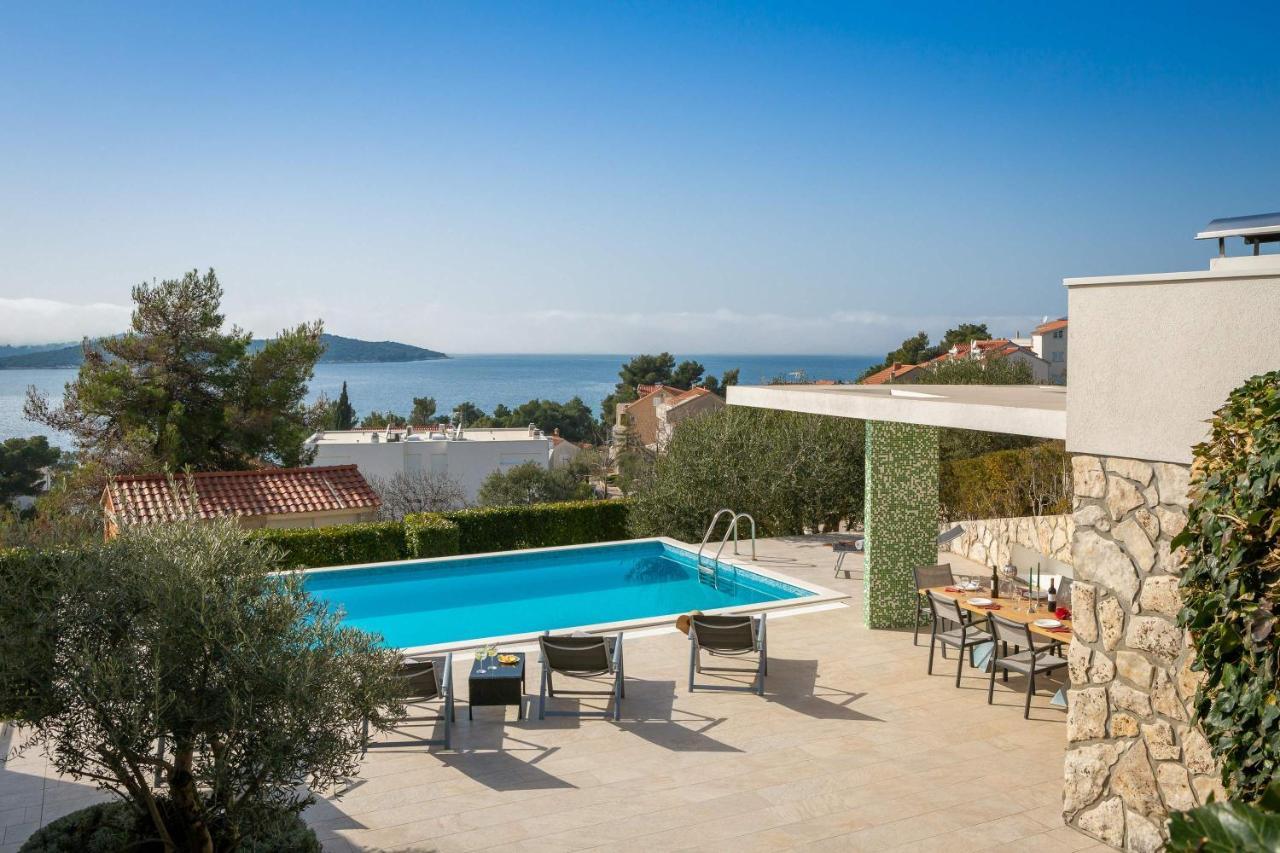 Villa Tela With Pool Žaborić Extérieur photo