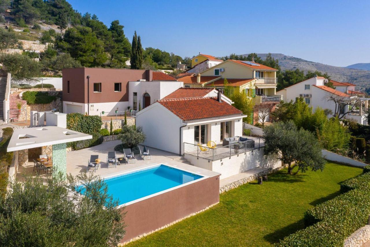 Villa Tela With Pool Žaborić Extérieur photo
